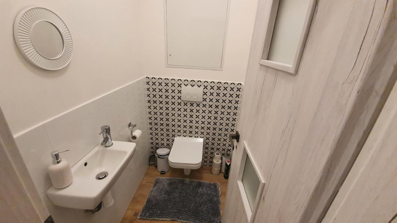 Cozy Studio With Netflix - Apartmanovy Dom Bernard Vysoké Tatry Dış mekan fotoğraf